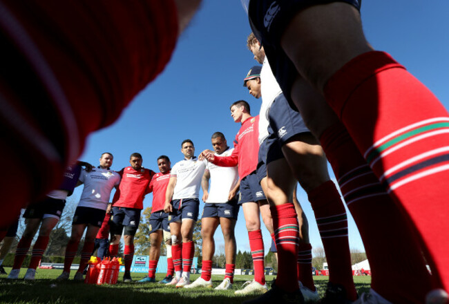 A view of the team huddle as Jonathan Sexton talks