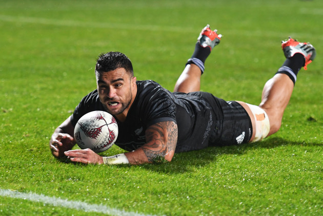Liam Messam scores their first try