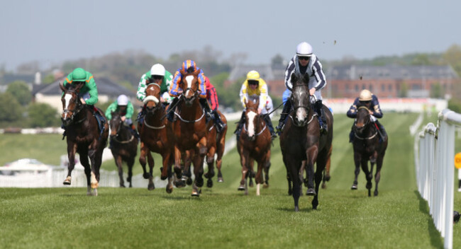 Bank Holiday Monday Racing Fever - Naas Racecourse