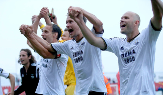 Tore Reginiussen, Morten Gamst Pedersen and Mikael Dorsin celebrates at the final whistle