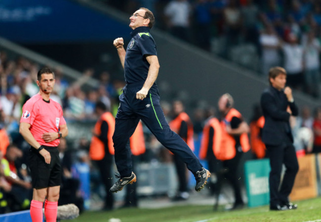 Martin O'Neill celebrates at the final whistle