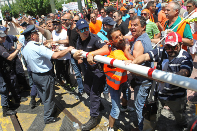 Municipalities Workers Protest In Athens, Greece