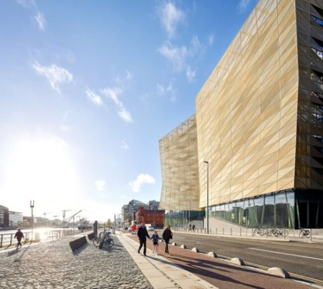 External_Facade_Along_Campshires_Central_Bank_of_Ireland_Henry_J_Lyons_Hufton_and_Crow_600