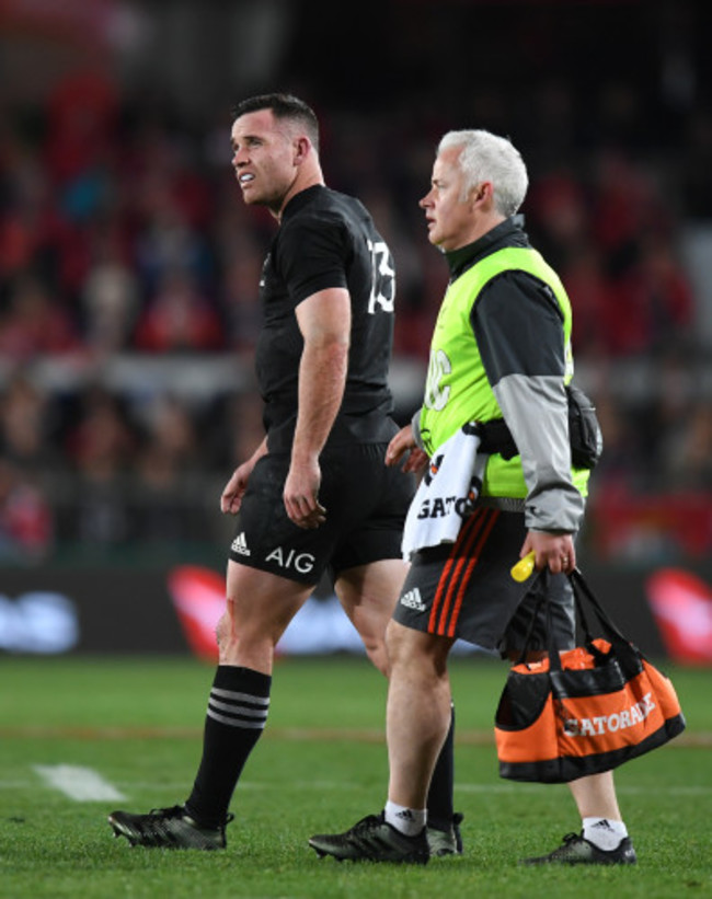 Ryan Crotty goes off injured