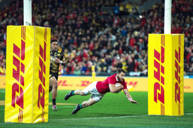 Tommy Seymour scores their first try