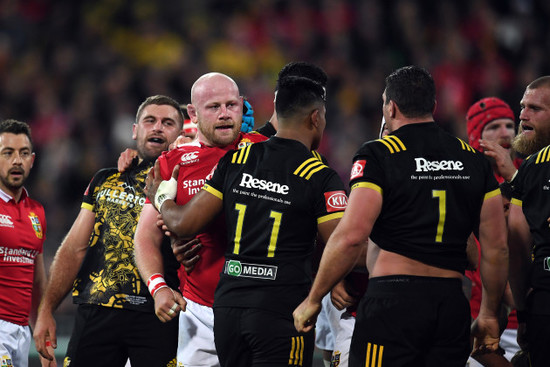 Dan Cole with Julian Savea and Ben May