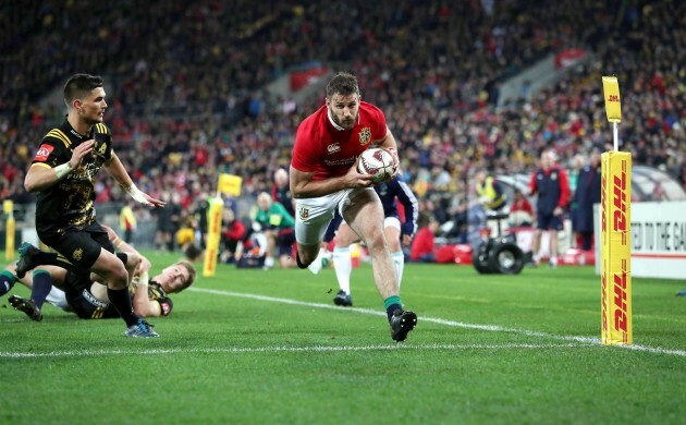 Tommy Seymour scores their third try