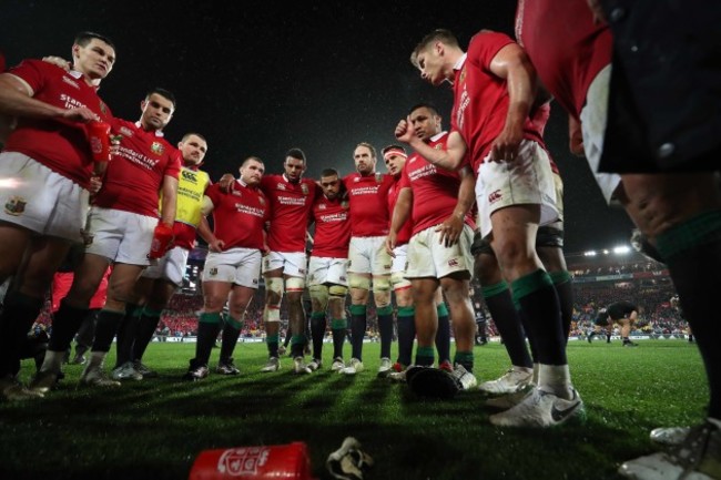 Owen Farrell speaks to the team after the game