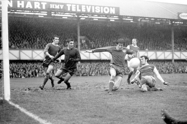 Portsmouth v Arsenal - FA Cup - Fourth Round - Fratton Park