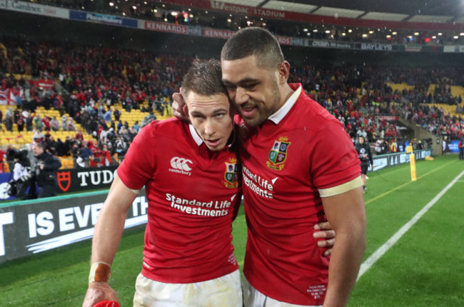 Liam Williams and Taulupe Faletau celebrate winning