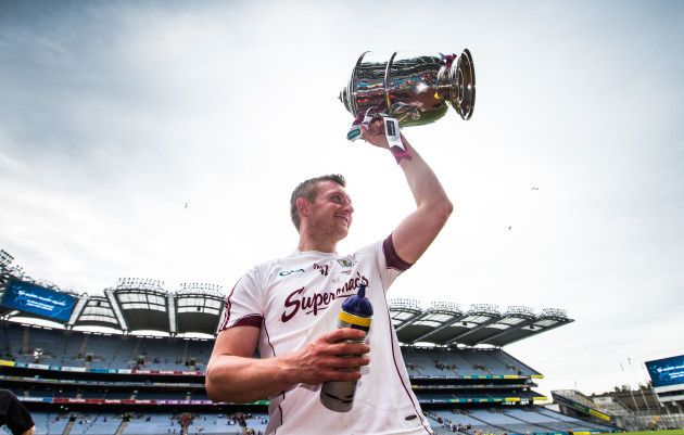 Joe Canning with the Bob O'Keeffe Cup after the game