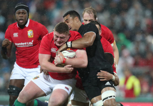 Tadhg Furlong with Jerome Kaino