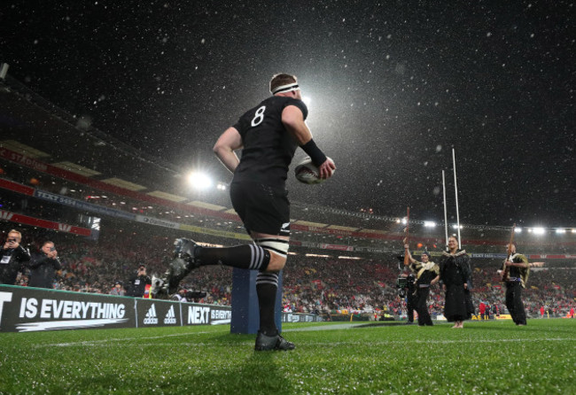 Kieran Read makes his way onto the pitch