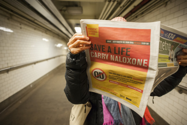 NY: New York urges carrying of Naloxone