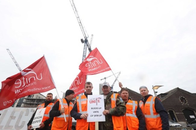 File Photo Trade union Unite, which represents 90% of crane operators in Ireland, today (Thursday 6 July) announced that it has served notice of industrial action on the Construction Industry Federation following a near unanimous vote by members to extend