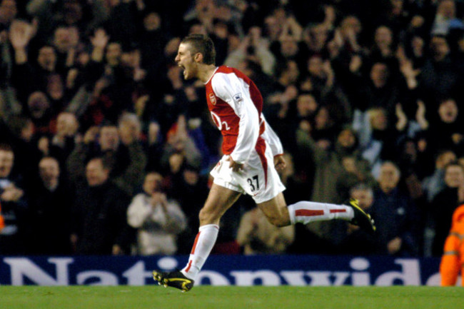 Soccer - AXA FA Cup - Fourth Round - Arsenal v Middlesbrough