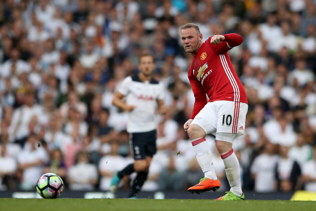 Tottenham Hotspur v Manchester United - Premier League - White Hart Lane