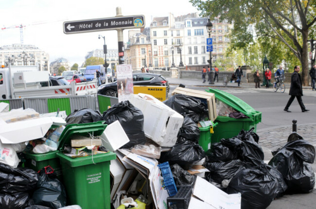 Parisian Dustmen Strike - Paris