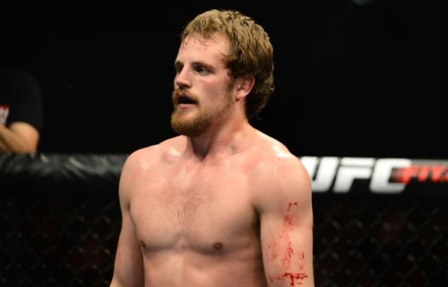 Gunnar Nelson celebrates winning