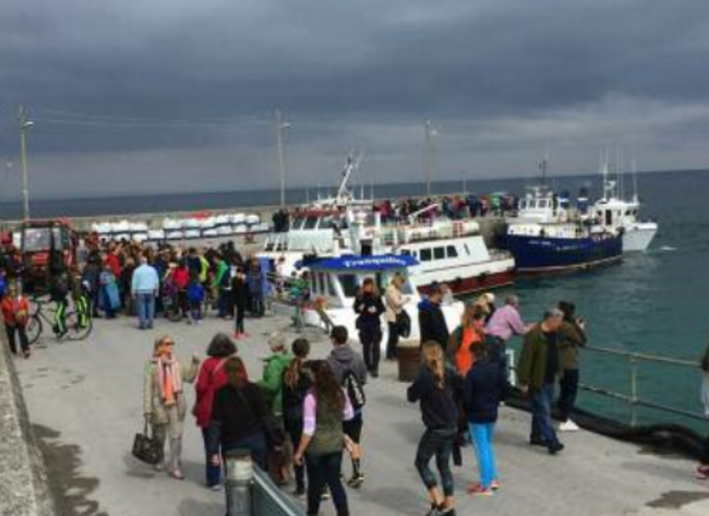 overcrowding-ferry