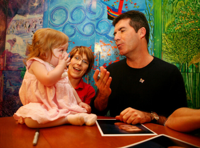 Cowell's children's hospital visit