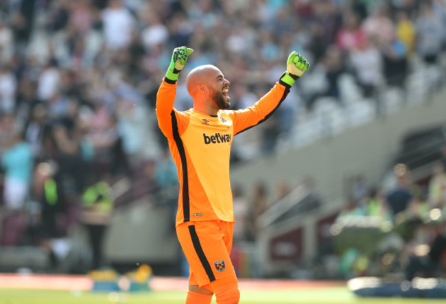 West Ham United v Swansea City - Premier League - London Stadium