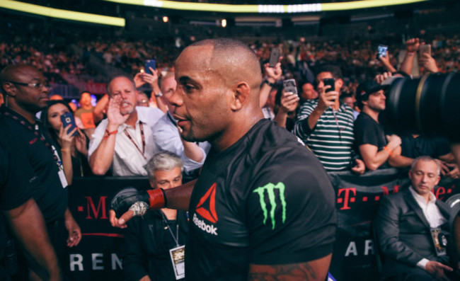 Daniel Cormier (4)