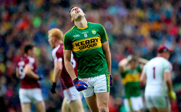 David Moran reacts to a missed chance