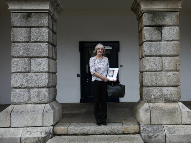 LUCIA O FARRELL 758A7482_90518377