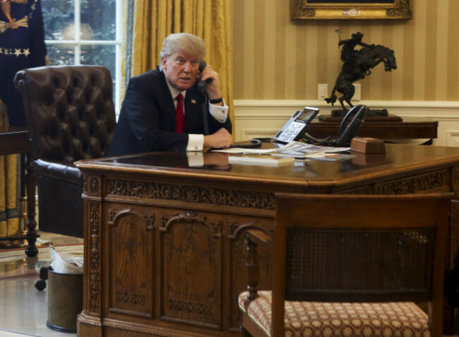 US President on the phone with King of Saudi Arabia