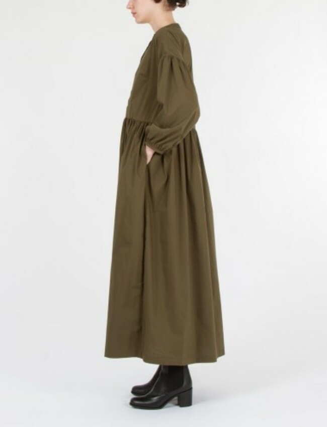 COFC_FW17_SEQUOIA_DRESS_WEATHERCLOTH_ARMY-3_1024x1024