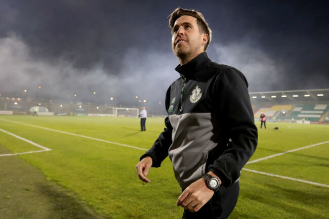 Stephen Bradley celebrate victory over Cork City after extra time