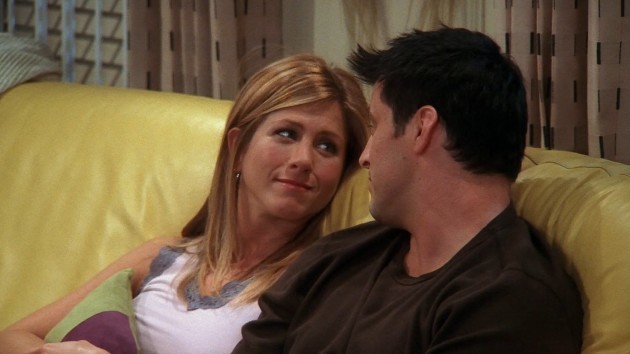 A Brilliant Defence Of Joey And Rachel S Relationship In Friends Is Taking Over Twitter