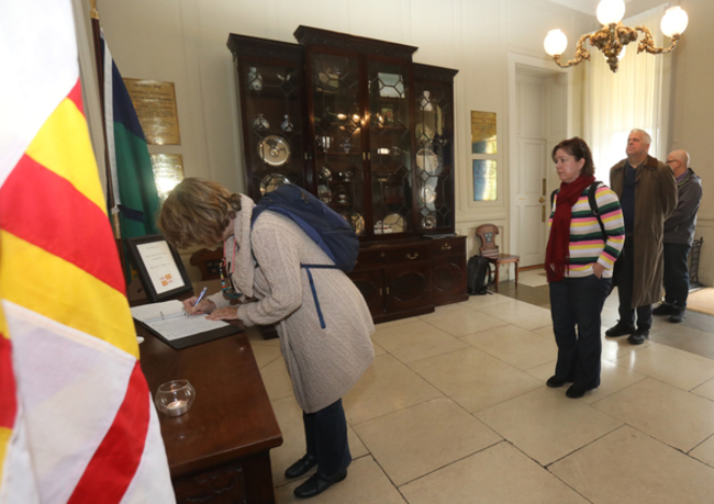 8165 Book of condolence_90520944