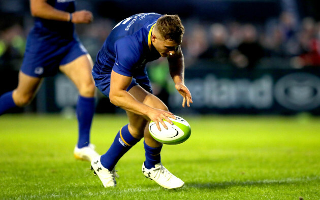 Jordan Larmour scores a try