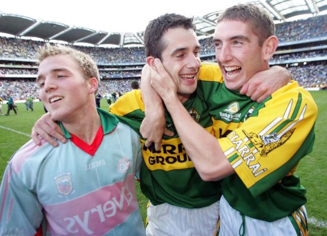 Darran O'Sullivan, Tom O'Sullivan and Killian Young celebrate winning