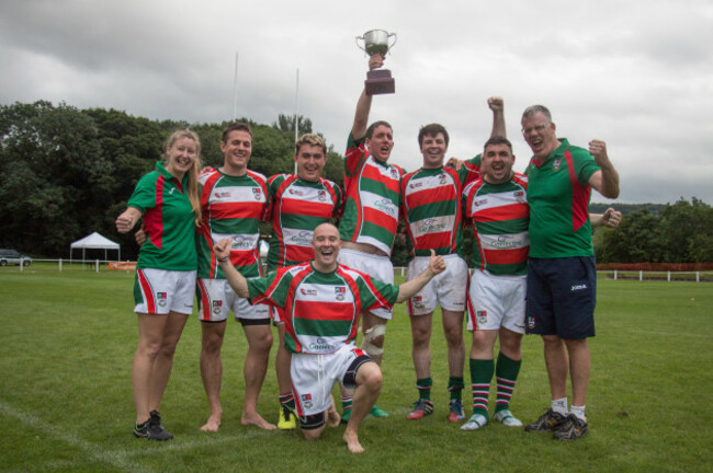 The-Team-with-the-Cup-Harry-Guinness