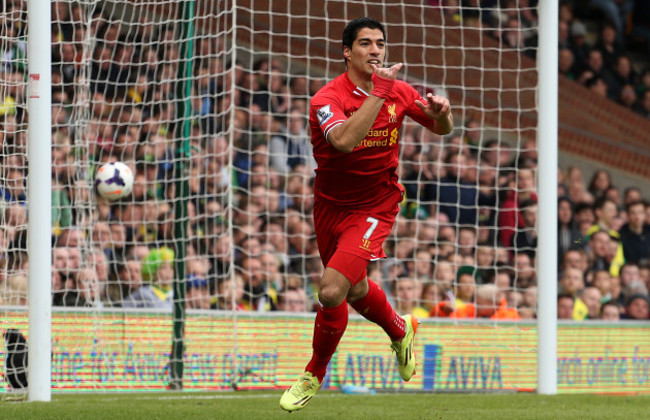 Soccer - Barclays Premier League - Norwich City v Liverpool - Carrow Road