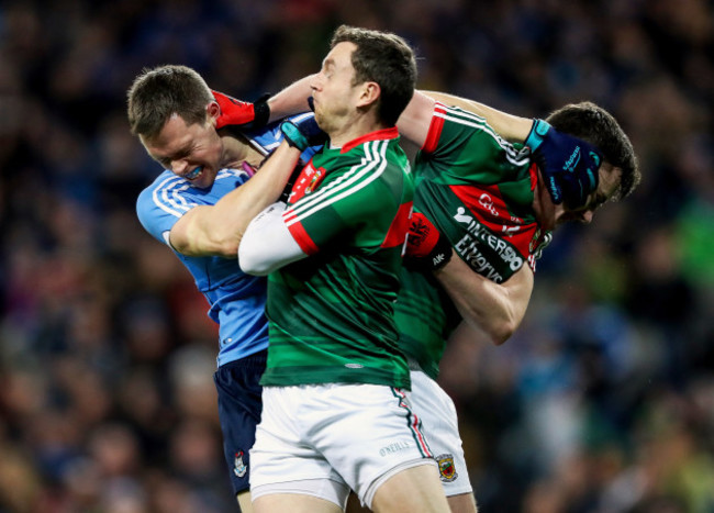 Dean Rock gets in a tussle with Diarmuid O&rsquo;Connor and Keith Higgins