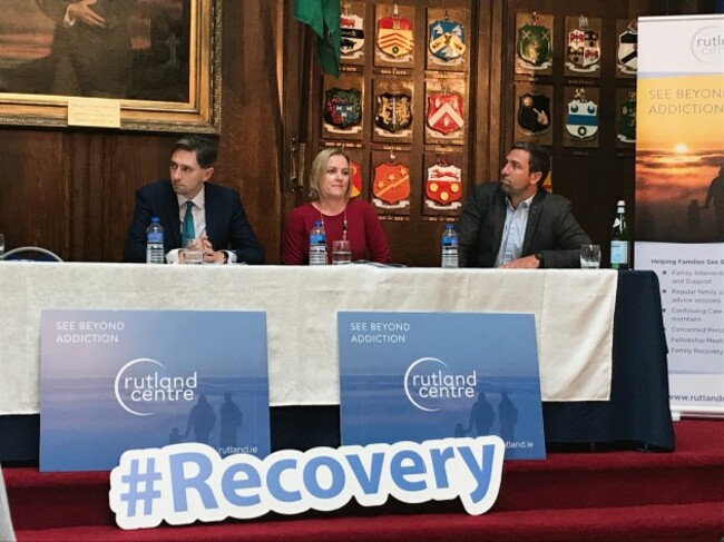 2DF44887-63FB-4F25-913A-9E1C7EA7BF6E