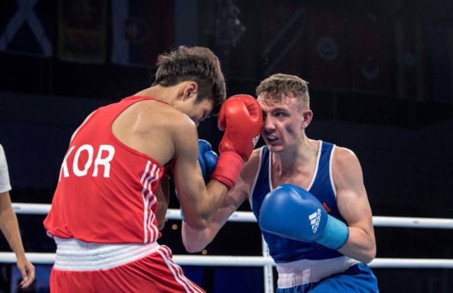 Brendan Irvine in action against Inkyu Kim