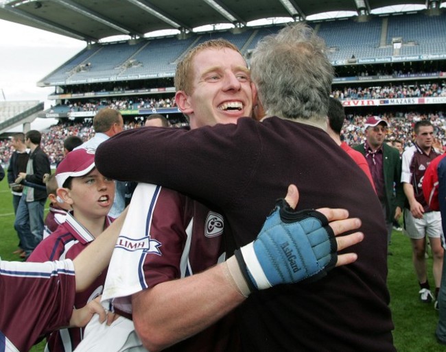 Ollie Canning celebrates 21/8/2005