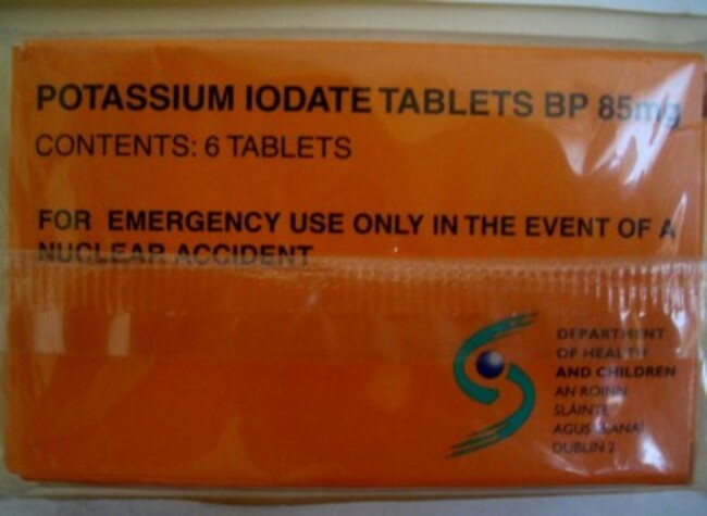 1280px-potassium_iodate_tablets-390x285