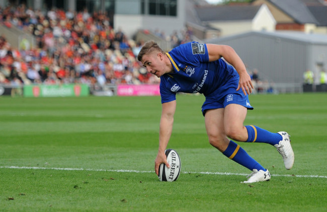 Jordan Larmour scores his side's third try