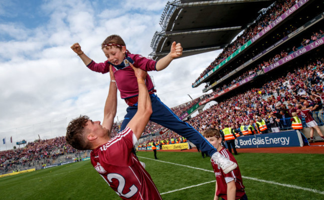 Jason Flynn celebrates with Jody Canning