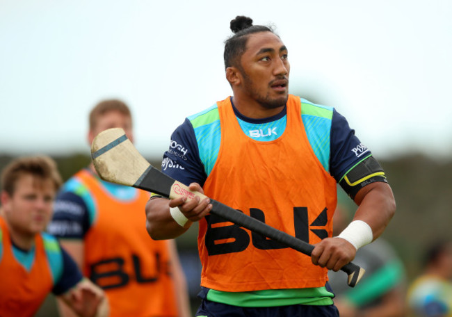 Bundee Aki