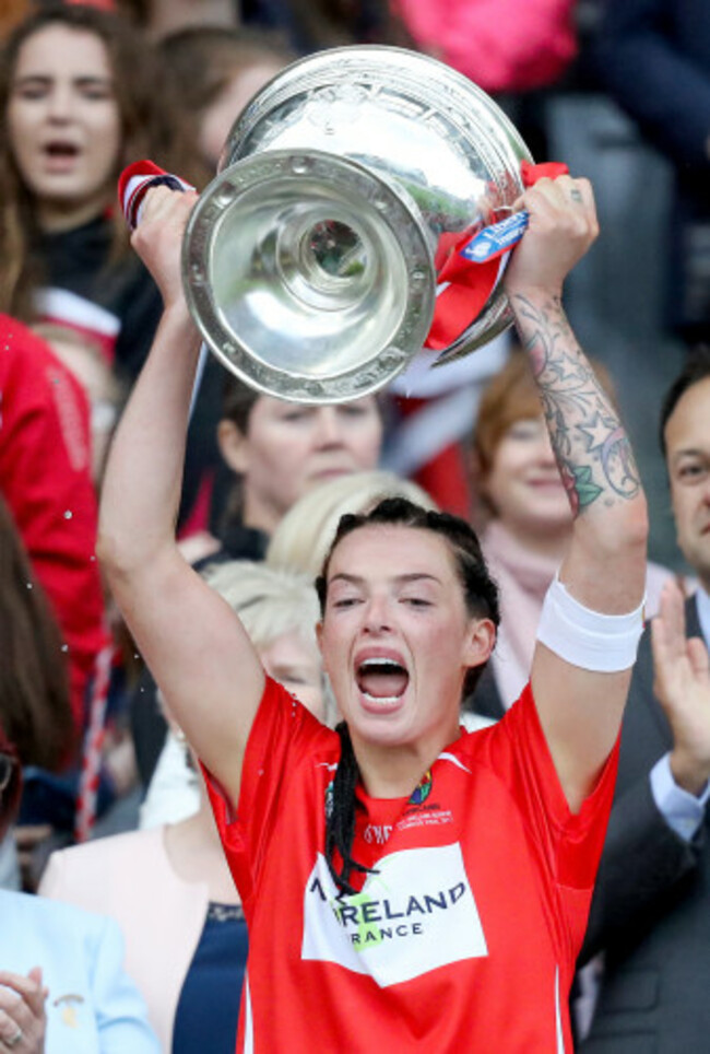 Ashling Thompson lifts the O'Duffy cup