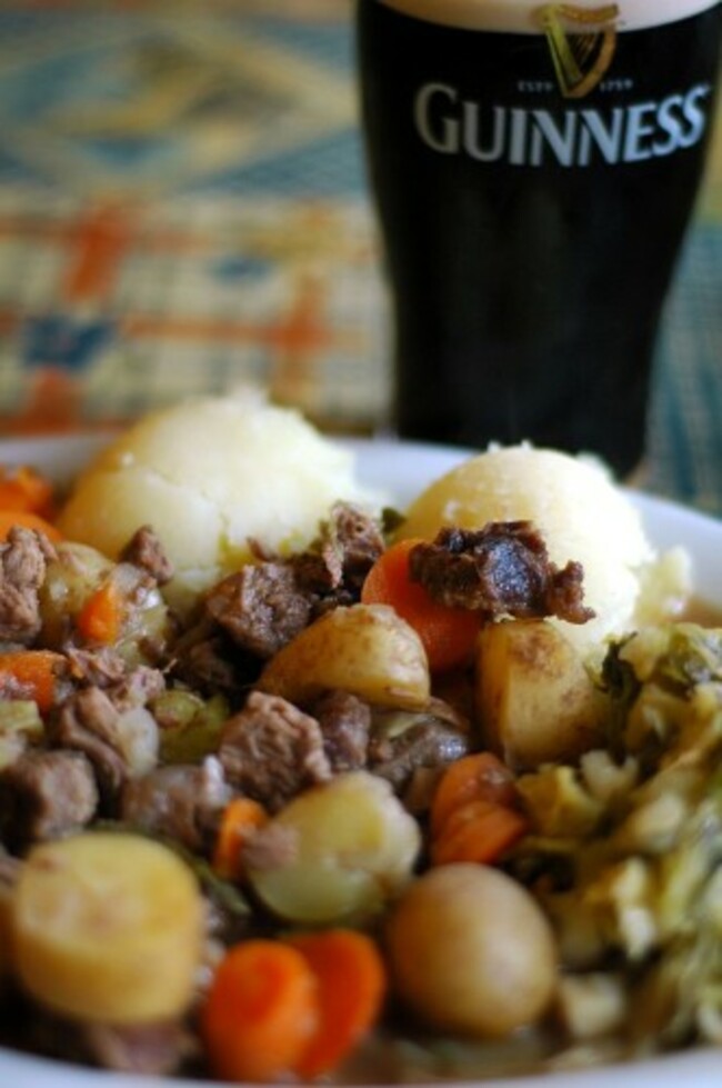 681px-IrishStew_Guinness