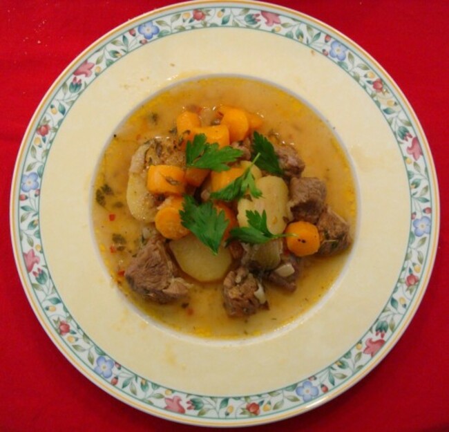 Irish_stew_2007_(cropped)