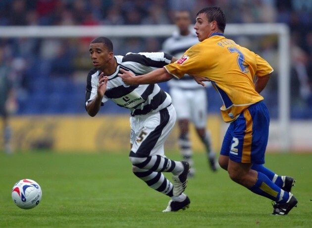 Soccer - Coca-Cola Football League Two - Mansfield Town v Darlington  Field Mill